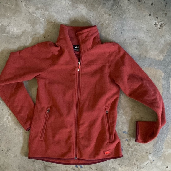 REI Jackets & Blazers - REI fleece full zipper dark orange jacket small